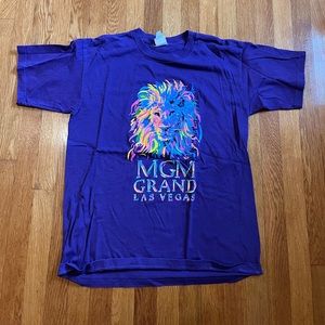 Vintage MGM Grand Las Vegas Lion Short Sleeve T shirt size Large 100% Cotton